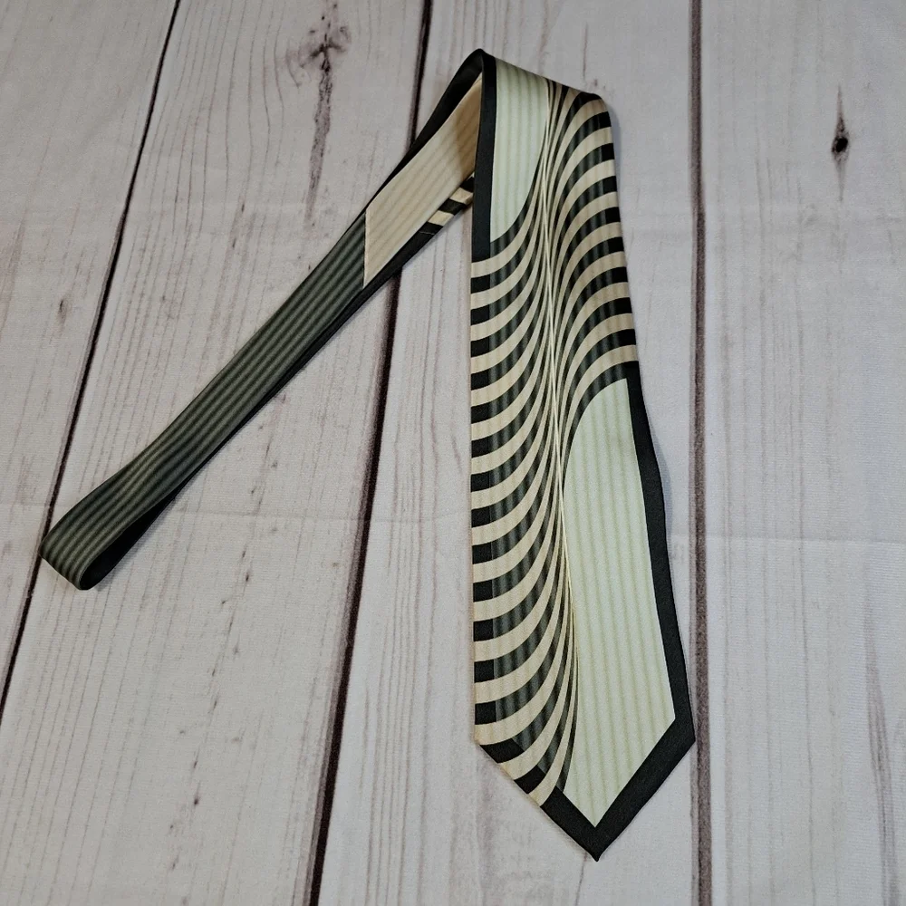 Versialles Bt Piattelli Diagonal Stripe Silk Tie - Picture 1 of 4